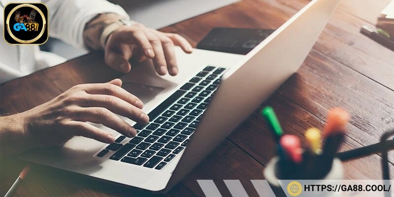 Máy tính, laptop hữu ích cho việc thống kê